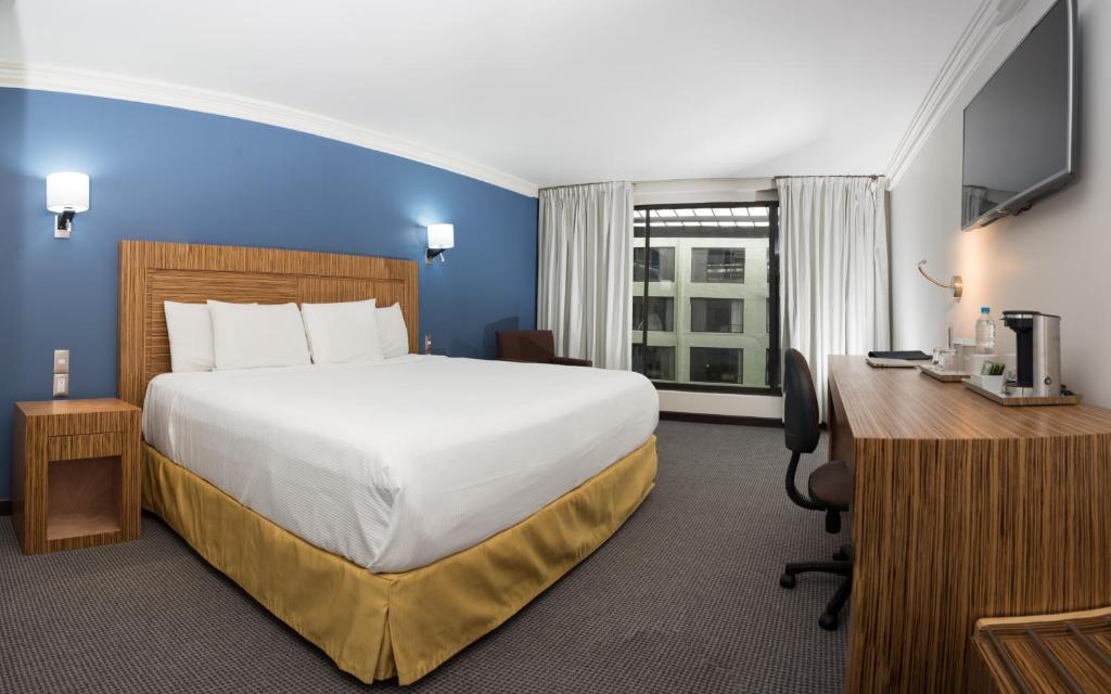 Radisson Hotel & Convention Center トルーカ エクステリア 写真
